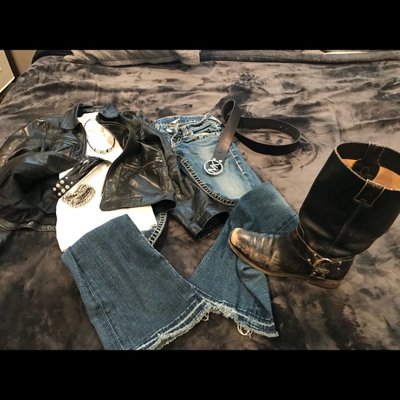 💥⭐️PRICE DROP ON EVERYTHING🌟💥 - Picture 2 of 2